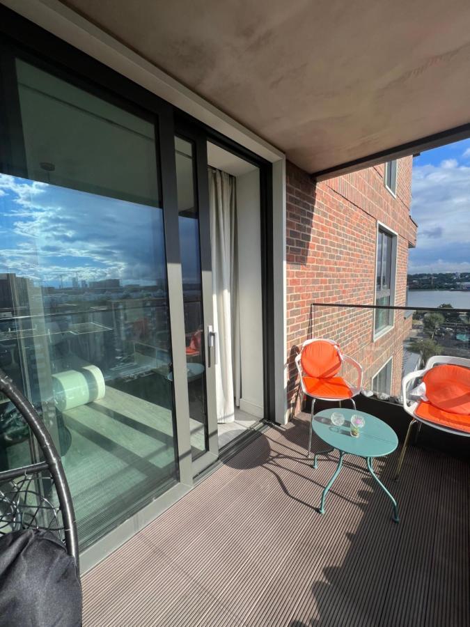 Appartement Cityscape Serenity: 10Th Floor Oasis Near City Airport, Excel & 02 à Londres Extérieur photo