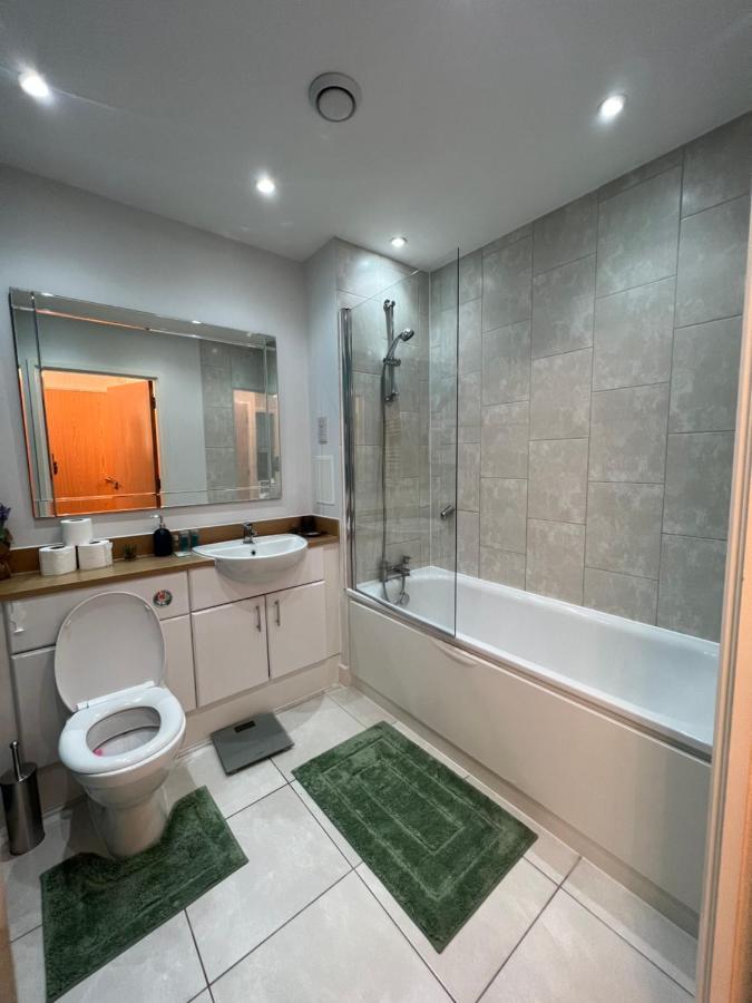 Appartement Cityscape Serenity: 10Th Floor Oasis Near City Airport, Excel & 02 à Londres Extérieur photo